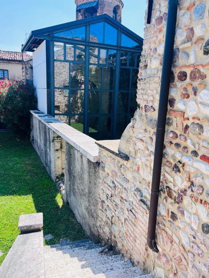 Apartamento Thomas' Castle Pozzolengo Exterior foto